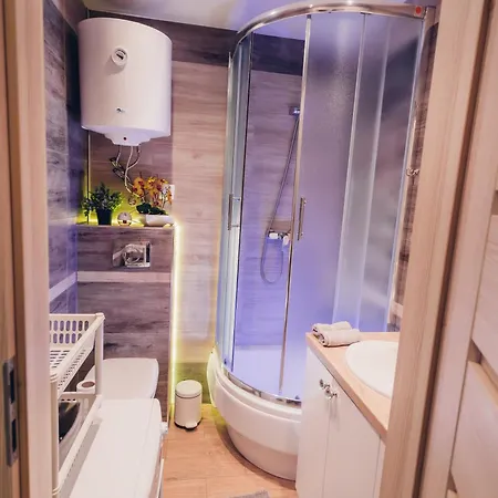 Blue Mare Pod Wiewiorka 公寓